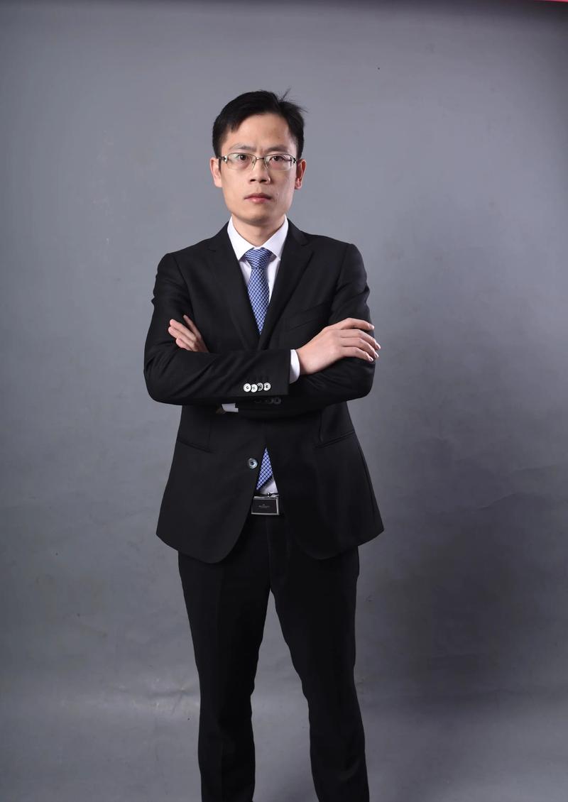 陈中兰 视觉与舞美负责人